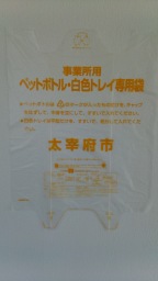 FgCybg{gӂ